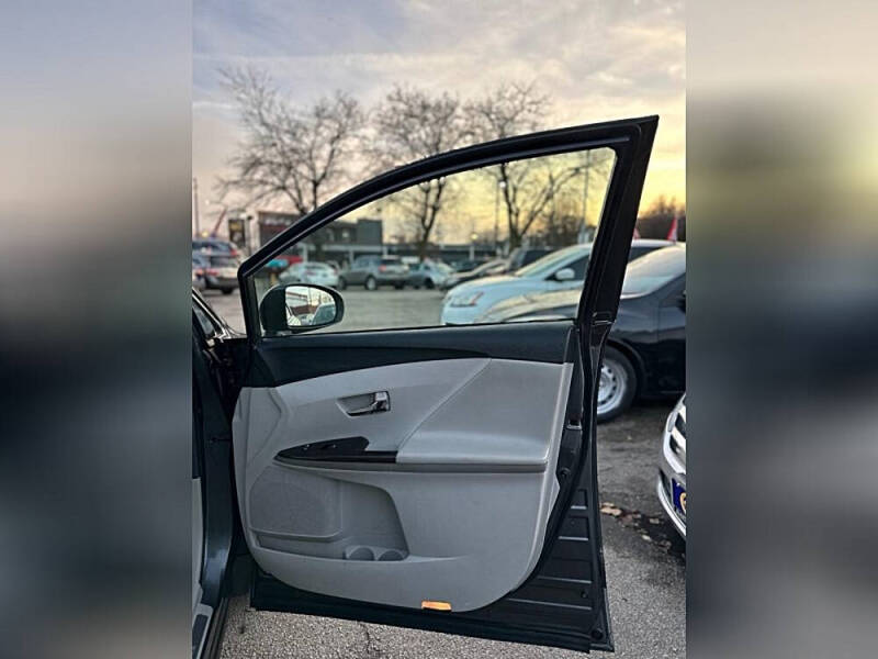 2011 Toyota Venza FWD V6