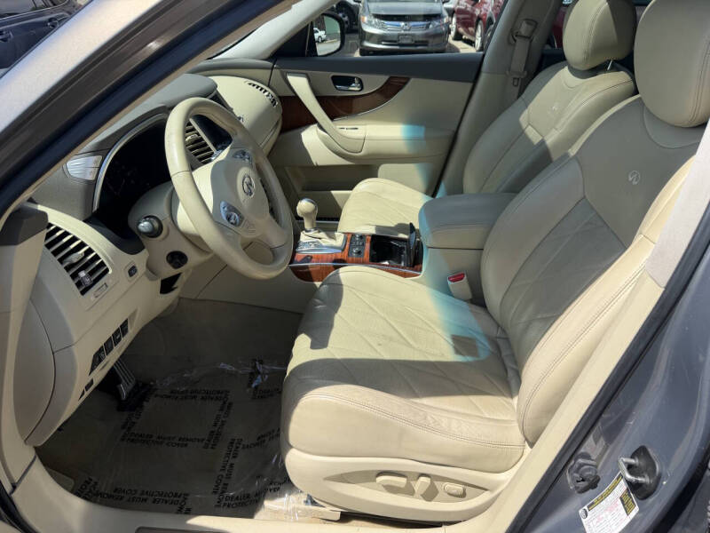 2013 Infiniti FX37