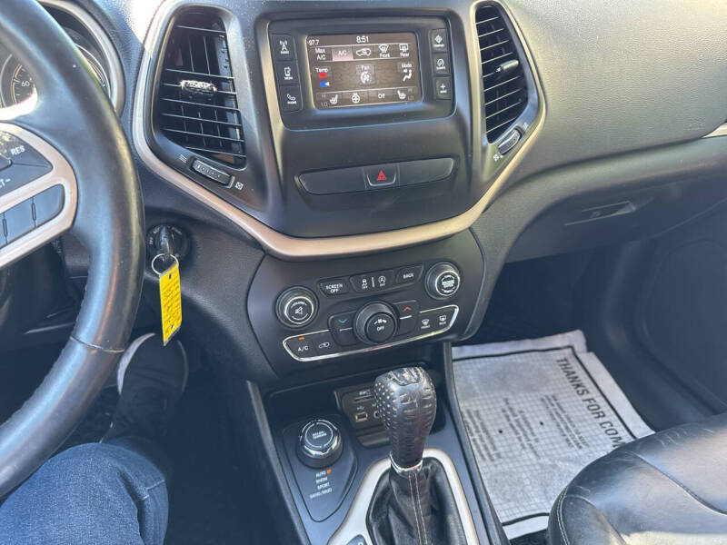 2017 Jeep Cherokee Latitude