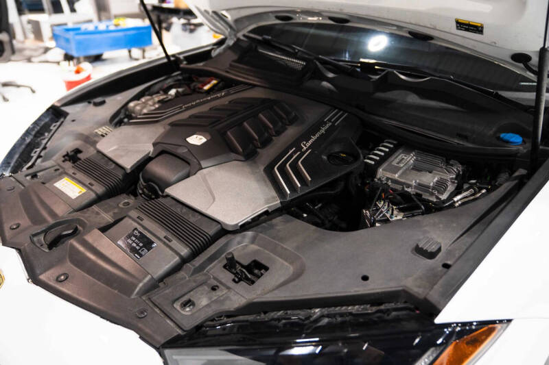 2022 Lamborghini Urus