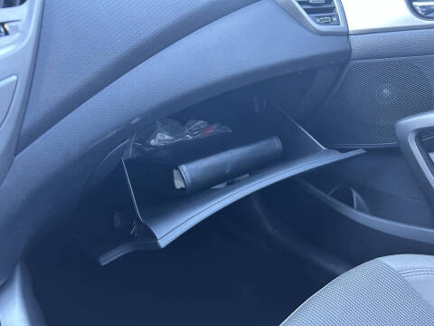 2013 Hyundai Veloster