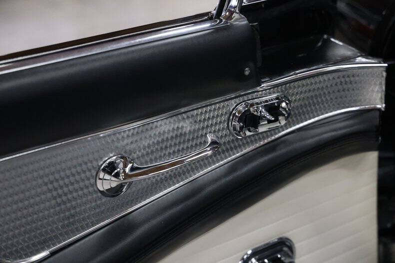 1956 Ford Thunderbird