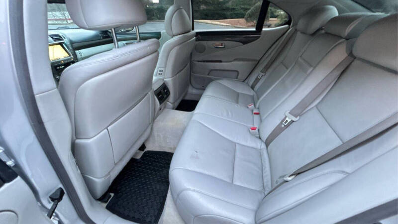 2007 Lexus LS 460