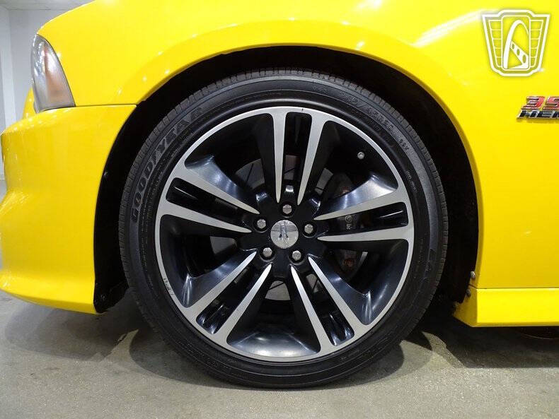2012 Dodge Charger SRT8 Super Bee