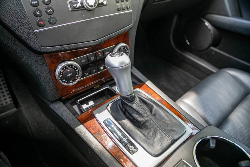 2011 Mercedes-Benz C-Class C 300 Luxury