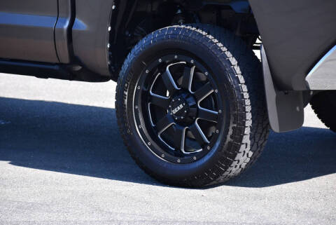 2014 Toyota Tundra SR5