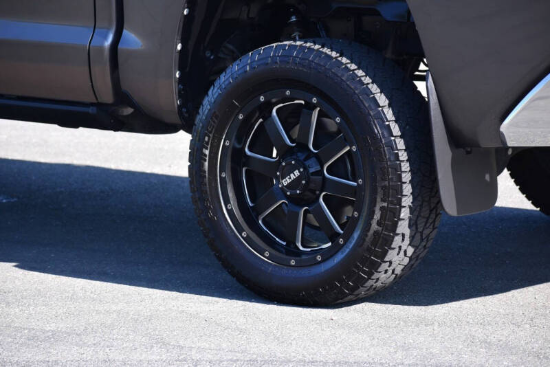 2014 Toyota Tundra SR5