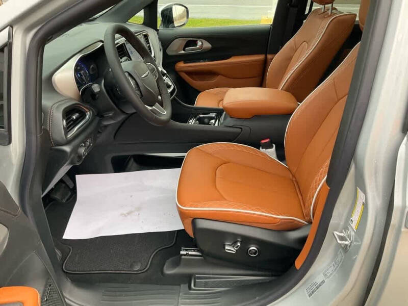 2026 Chrysler Pacifica Pinnacle