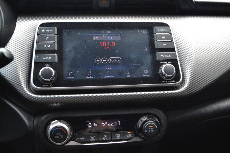 2019 Nissan Kicks SV