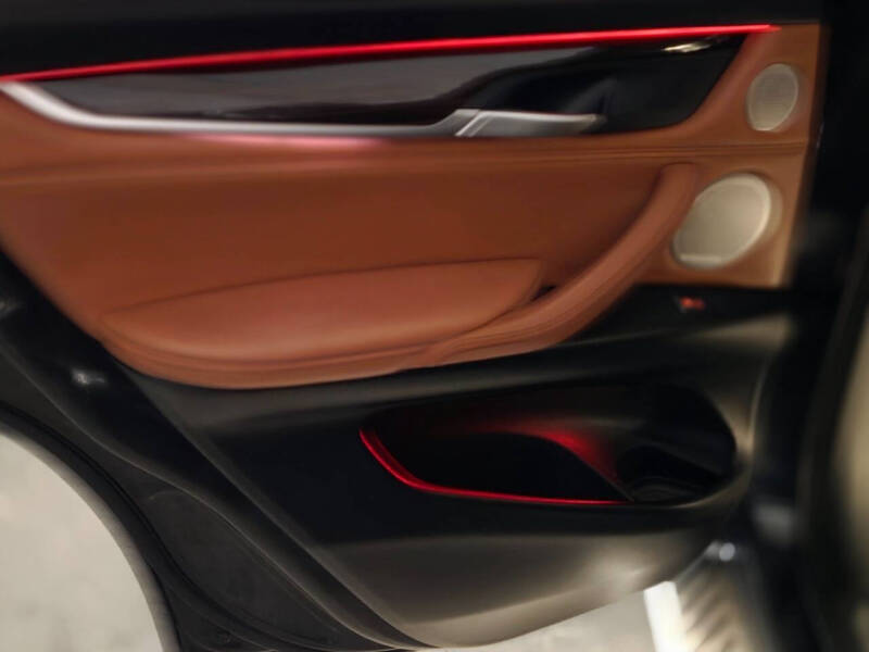 2015 BMW X6 xDrive50i