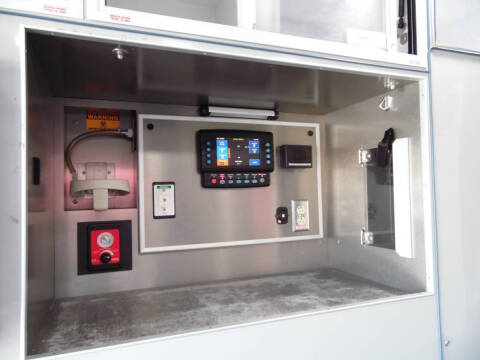 2013 Freightliner M2 106
