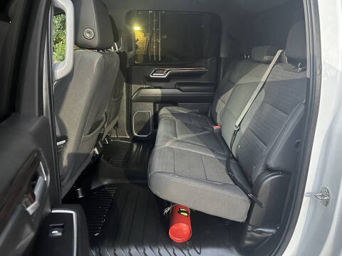 2023 Chevrolet Silverado 1500 LT