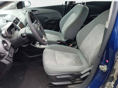 2013 Chevrolet Sonic LS Auto