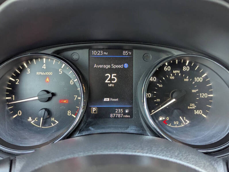 2018 Nissan Rogue SV