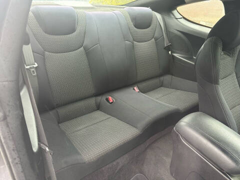 2010 Hyundai Genesis Coupe 2.0T