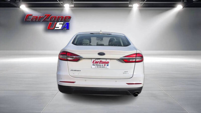 2020 Ford Fusion SE
