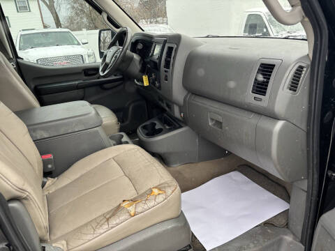 2015 Nissan NV 3500 HD SL