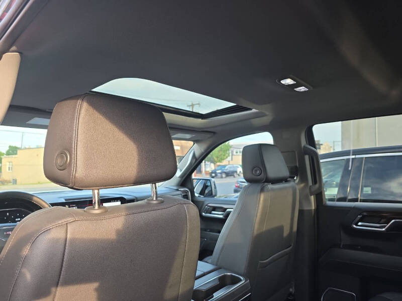 2023 GMC Sierra 1500 SLT