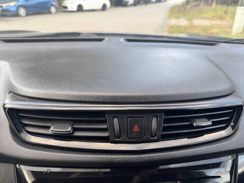 2020 Nissan Rogue Sport SV