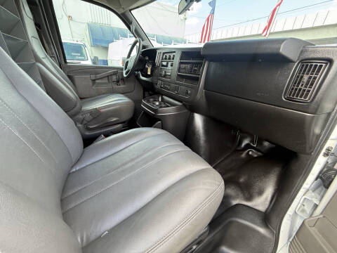 2018 GMC Savana 2500