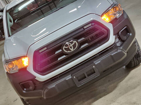 2022 Toyota Tacoma SR