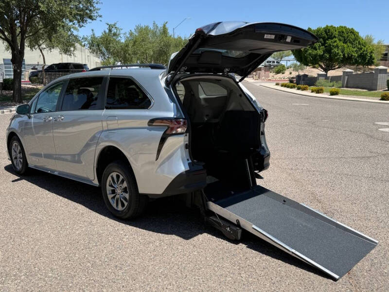 2024 Toyota Sienna