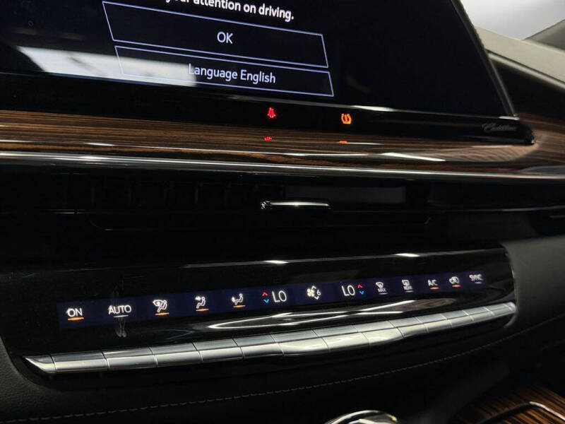 2024 Cadillac Escalade Luxury