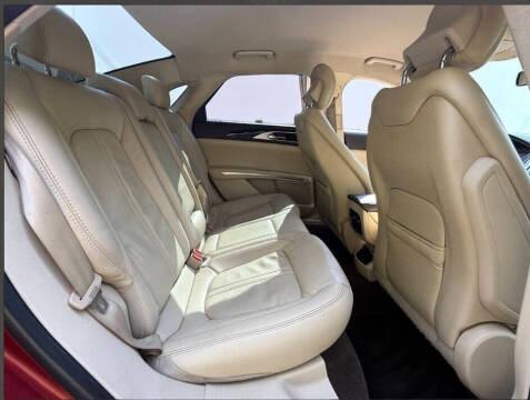 2014 Lincoln MKZ