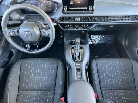 2025 Honda HR-V LX