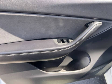 2021 Tesla Model Y Standard Range