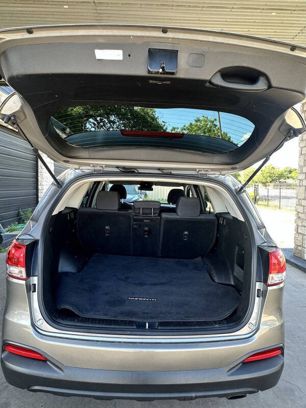 2018 Kia Sorento LX