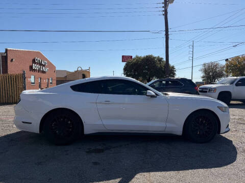 2015 Ford Mustang V6