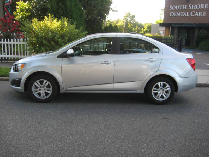 2016 Chevrolet Sonic LT Auto