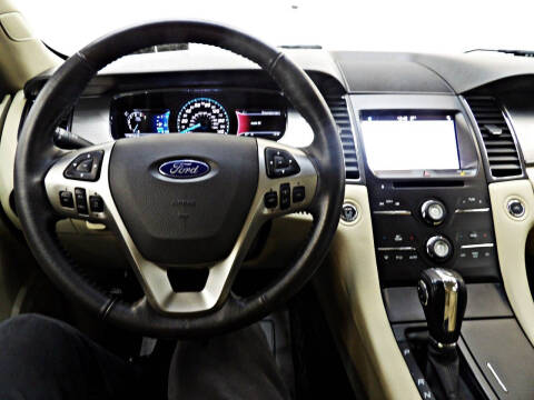2016 Ford Taurus SEL