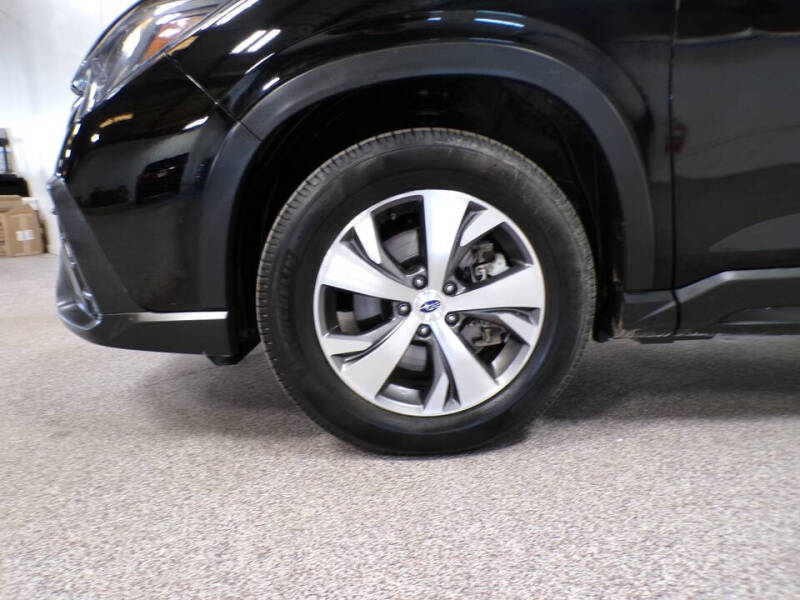 2023 Subaru Ascent Premium 8-Passenger