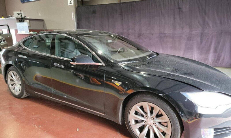 2016 Tesla Model S