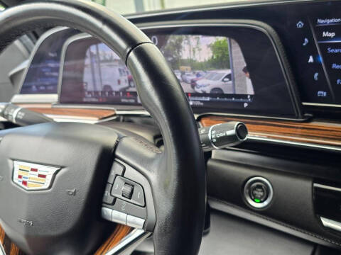 2022 Cadillac Escalade Premium Luxury
