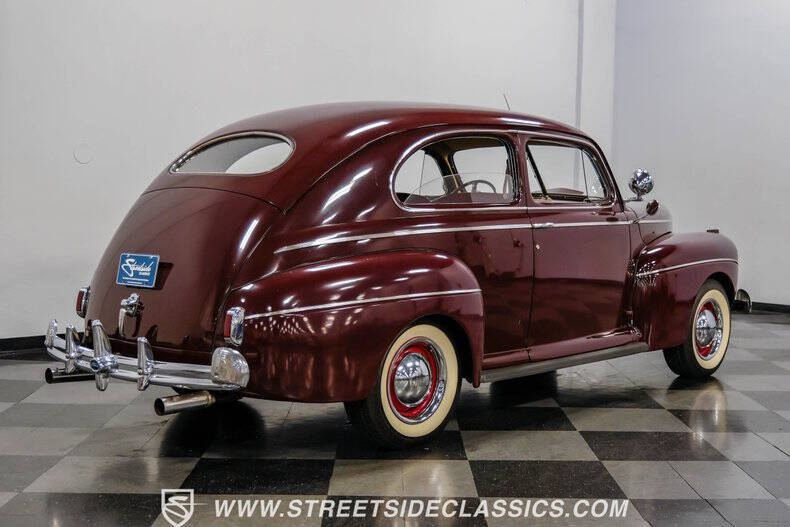 1941 Ford Deluxe