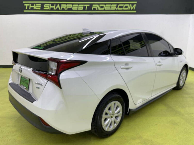 2021 Toyota Prius L Eco