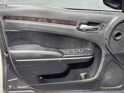 2019 Chrysler 300 Limited