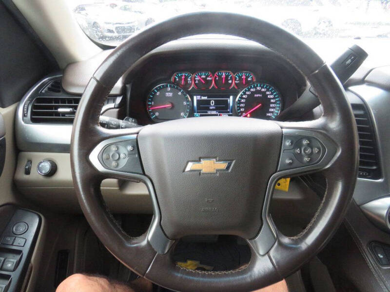 2019 Chevrolet Suburban LT