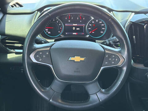 2022 Chevrolet Traverse LT Cloth