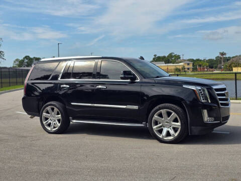 2017 Cadillac Escalade Luxury