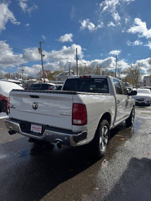 2017 RAM 1500 SLT