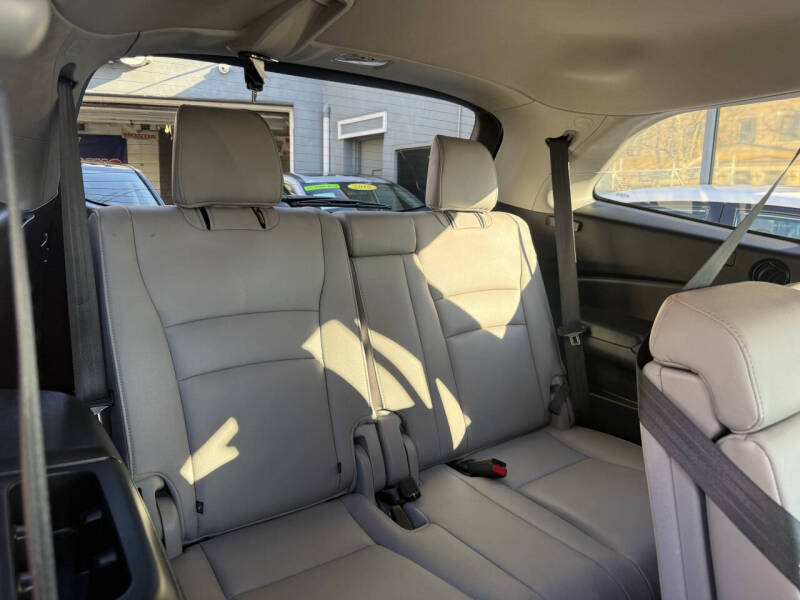 2017 Honda Pilot EX-L w/Honda Sensing