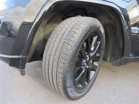 2020 Jeep Grand Cherokee Laredo