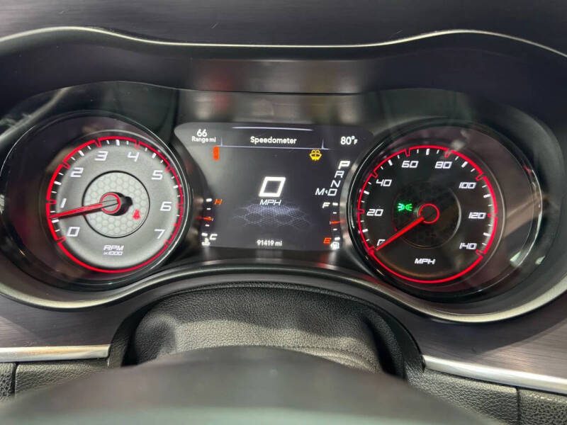 2016 Dodge Charger SXT