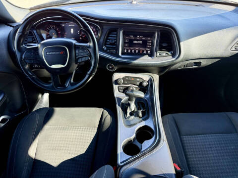 2018 Dodge Challenger SXT