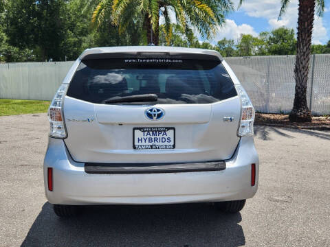 2013 Toyota Prius v Five