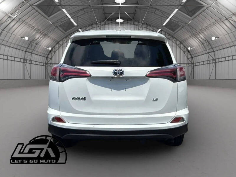 2017 Toyota RAV4 LE